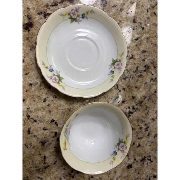 Chikaramachi Porcelain Made in Japan Teacup and Saucer Soft Yellow with Florals - Picture 8 of 8